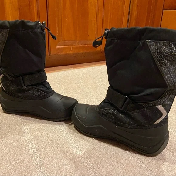 Kamik Waterproof Winter Boots Size 6 - Picture 7 of 12
